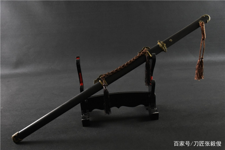 “beat·365”
五大联赛总结①:权门、格式、秩序与悲欣(图3) beat365亚洲体育官方网站