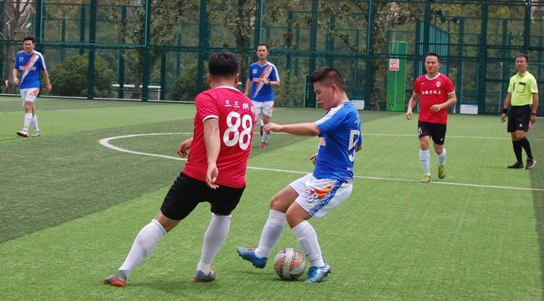 ‘beat365亚洲体育官方网站’
魅力之夜2020赛季贵阳业余足球甲级联赛 光合·π0(图5)